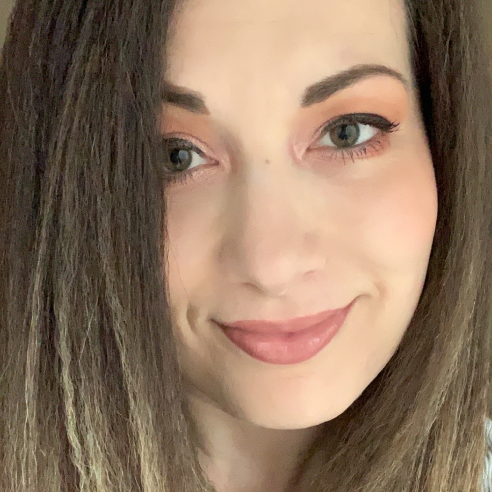 Meet your Posher, Brandi